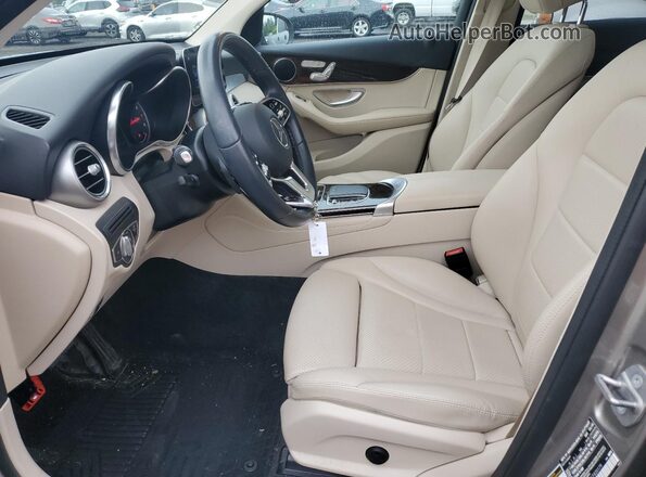 W1N0G8EB1LF820179 2020 MERCEDES-BENZ GLC-CLASS Серебряный Вид салона спереди