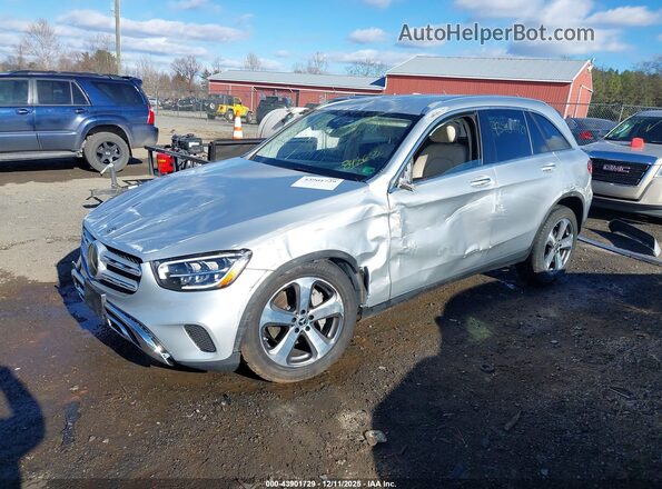 W1N0G8EB6LF845658 2020 MERCEDES-BENZ GLC 300 Silver Передня ліва чверть