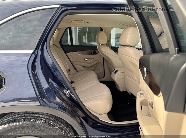 W1N0G8EB8LF799220 2020 MERCEDES-BENZ GLC 300 Blue Vista de la etiqueta del VIN