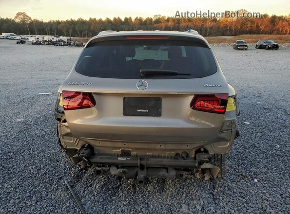 W1N0G8EB9LF836243 2020 MERCEDES-BENZ GLC-CLASS Tan Widok z tyłu