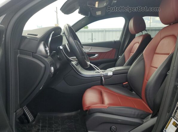 W1N0J8EB4NG031099 2022 MERCEDES-BENZ GLC-CLASS Gray Front interior view