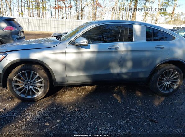 W1N0J8EB8NG057320 2022 MERCEDES-BENZ GLC-CLASS Silver Widok wnętrza 360 stopni