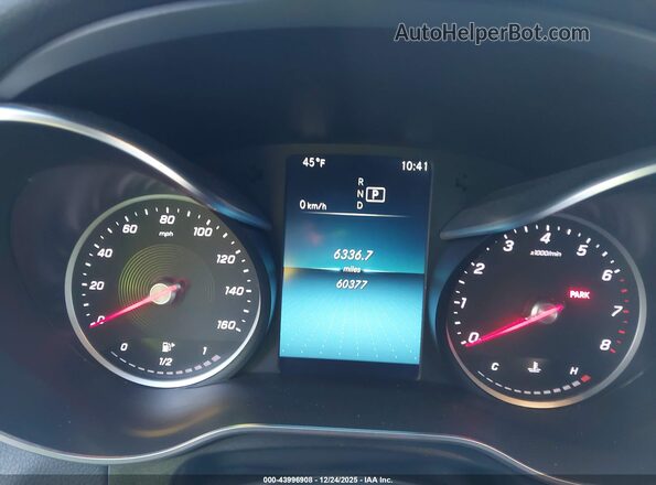 W1N0J8EB8NG057320 2022 MERCEDES-BENZ GLC-CLASS Silver Widok tylnych siedzeń