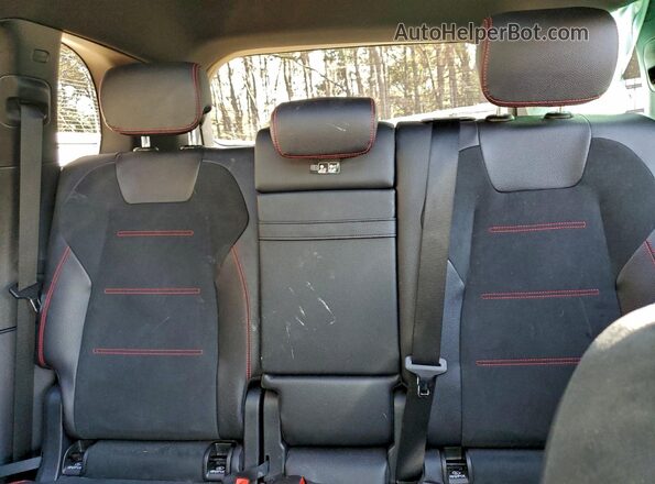 W1N4M4HB4MW097847 2021 MERCEDES-BENZ GLB-CLASS White Rear seats view