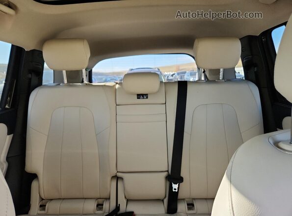 W1N4M4HB4NW201092 2022 MERCEDES-BENZ GLB-CLASS Black უკანა სავარძლების ხედი