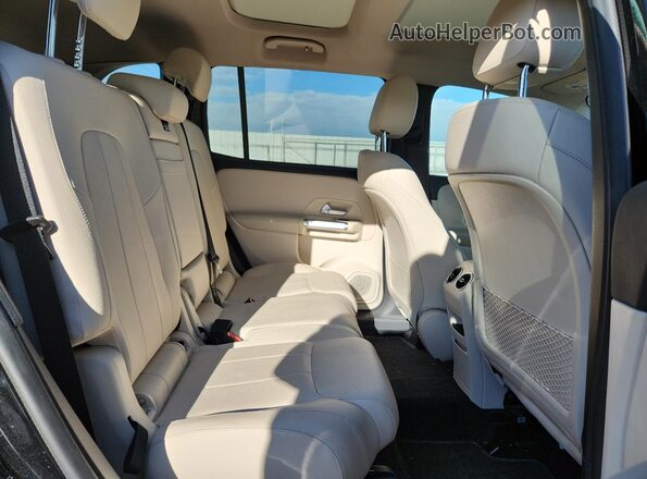 W1N4M4HB4NW201092 2022 MERCEDES-BENZ GLB-CLASS Black უკანა სალონის ხედი
