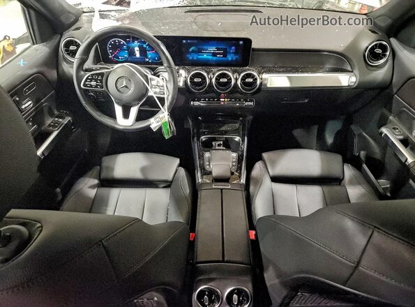 W1N4M4HB8MW105089 2021 MERCEDES-BENZ GLB-CLASS Gray Առջևի վահանակի տեսք