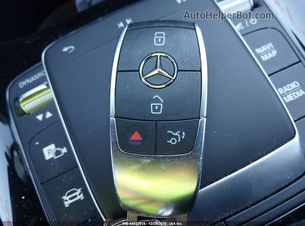 W1N4M4HB8PW282195 2023 MERCEDES-BENZ GLB-CLASS Gray Առջևի վահանակի տեսք
