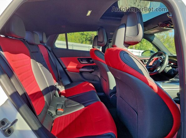 W1NKJ4HB2SF397948 2025 MERCEDES-BENZ GLC-CLASS Белый Вид задних сидений