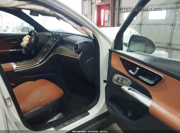 W1NKM4HB4PF044187 2023 MERCEDES-BENZ GLC 300 Белый Вид салона спереди