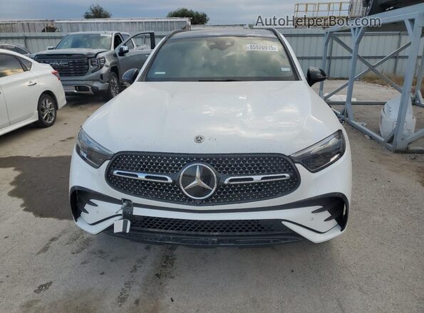 W1NKM4HB9RF203496 2024 MERCEDES-BENZ GLC-CLASS White Widok z przodu