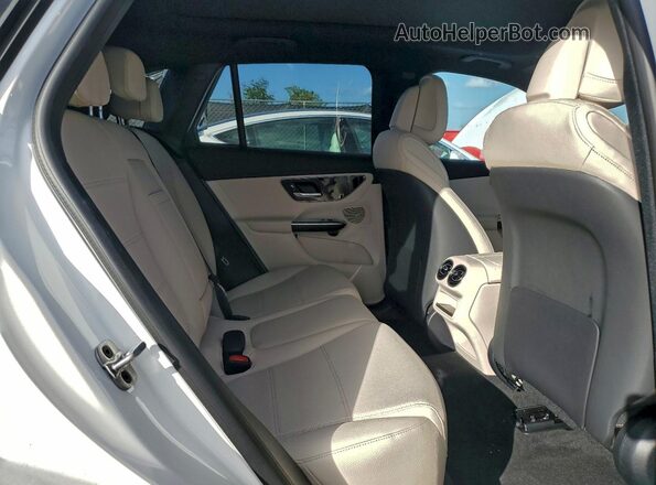 W1NKM4HBXRF200879 2024 MERCEDES-BENZ GLC-CLASS White Вид задньої частини салону