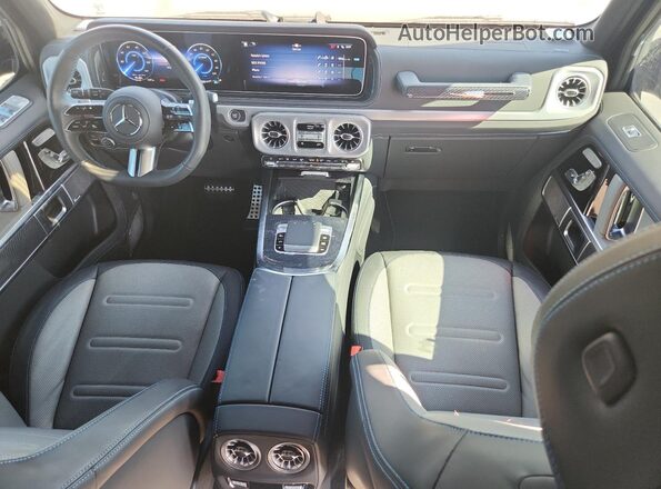 W1NWM0AB4SX021645 2025 MERCEDES-BENZ G-CLASS Gray Widok deski rozdzielczej