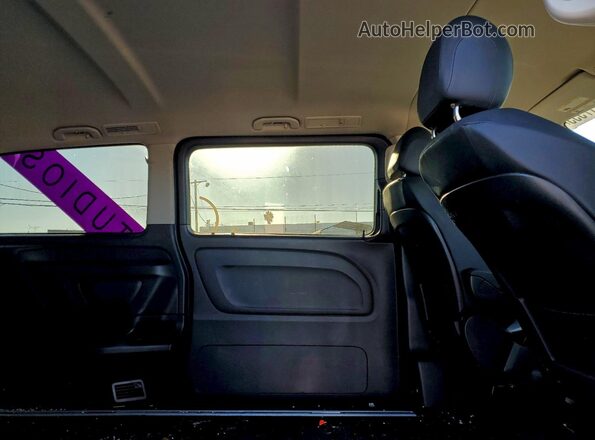 W1WV0FEY3P4337857 2023 MERCEDES-BENZ METRIS Черный Вид задней части салона