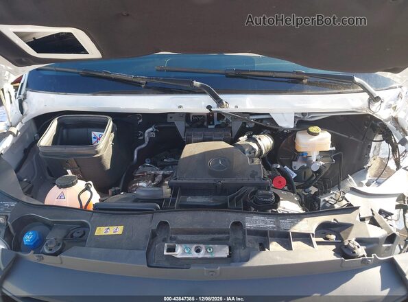 W1Y4KBHY2RT164987 2024 MERCEDES-BENZ SPRINTER Белый Вид сзади