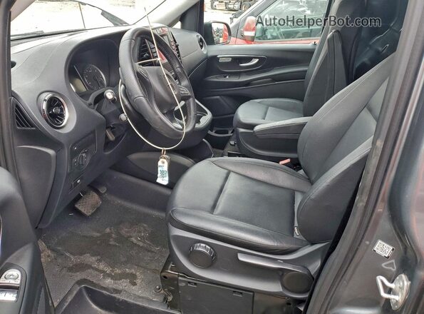 W1YV0CEY0P4258068 2023 MERCEDES-BENZ METRIS Gray Widok wnętrza z przodu