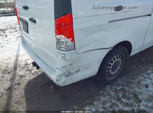 W1YV0CEY5P4264321 2023 MERCEDES-BENZ METRIS Белый Вид спереди
