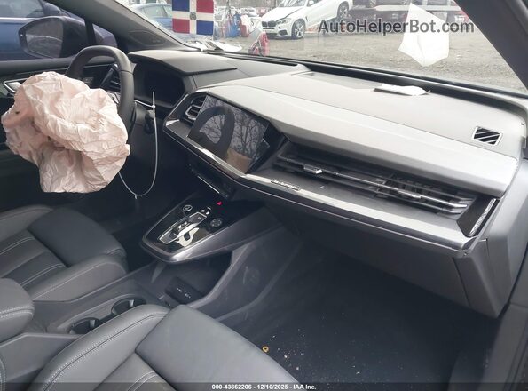 WA14UBFZ7SP032682 2025 AUDI Q4 Black 