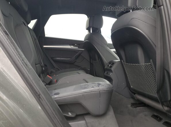 WA15AAFY3R2049839 2024 AUDI Q5 Gray Вид задньої частини салону