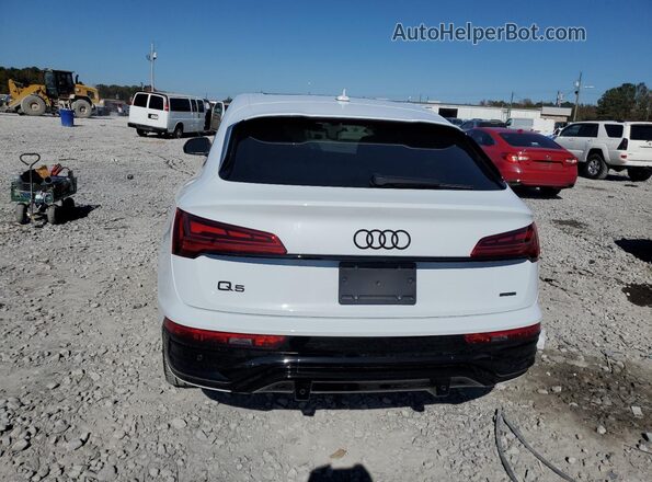 WA15AAFY3R2144658 2024 AUDI Q5 White უკანა ხედი