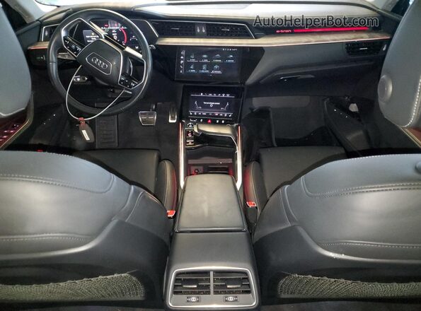 WA16ABGE0RB004730 2024 AUDI Q8 Black Вид панелі приладів