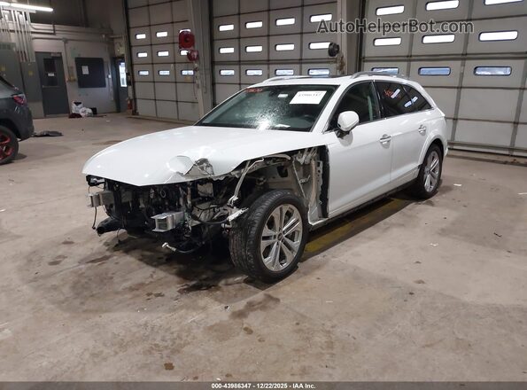 WA18ABF40RA004749 2024 AUDI OTHER Белый Передняя левая четверть