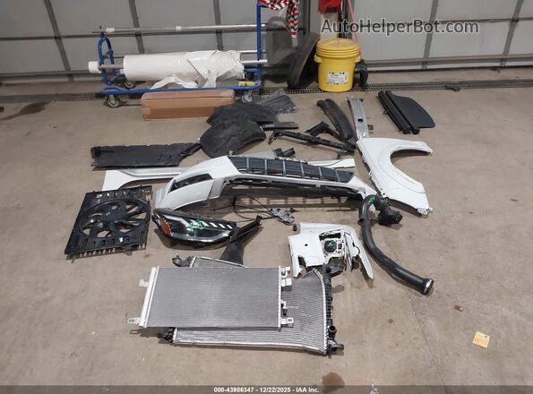 WA18ABF40RA004749 2024 AUDI OTHER Белый Вид щитка приборов