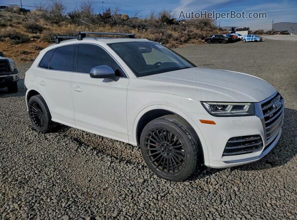 WA1A4AFY4J2008260 2018 AUDI SQ5 White 