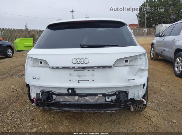 WA1AAAFY2M2082189 2021 AUDI Q5 White 