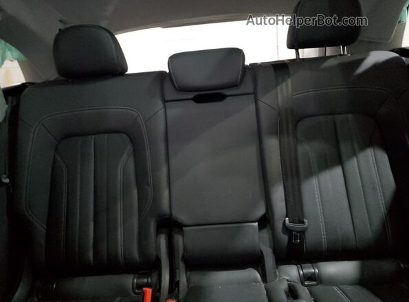 WA1AAAFY8M2059872 2021 AUDI Q5 White 