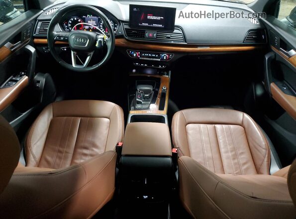 WA1AAAFYXM2045875 2021 AUDI Q5 Black Առջևի վահանակի տեսք