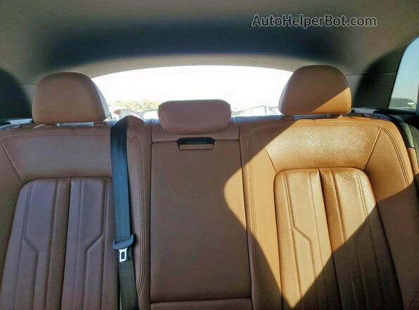 WA1AAAGE2NB005795 2022 AUDI E-TRON Gray Rear seats view