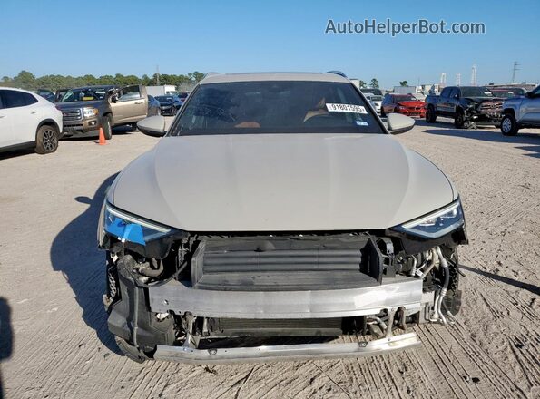 WA1AAAGE2NB005795 2022 AUDI E-TRON Gray Front view