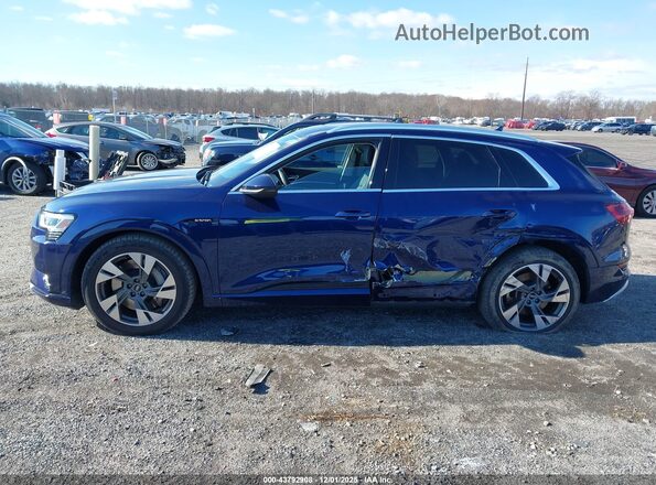 WA1AAAGEXMB013559 2021 AUDI E-TRON Blue Սալոնի 360 աստիճան տեսք