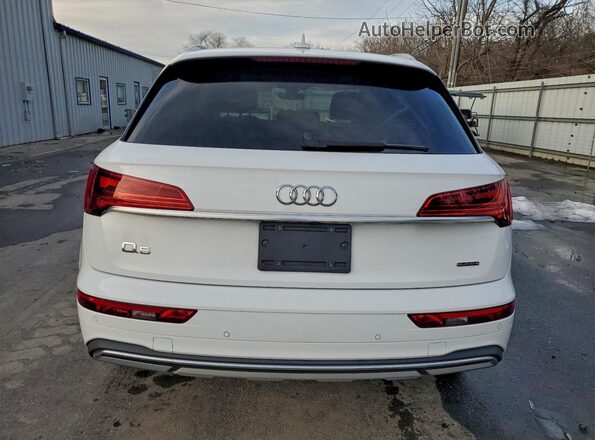 WA1ABAFY1R2020657 2024 AUDI Q5 White Հետևի տեսք