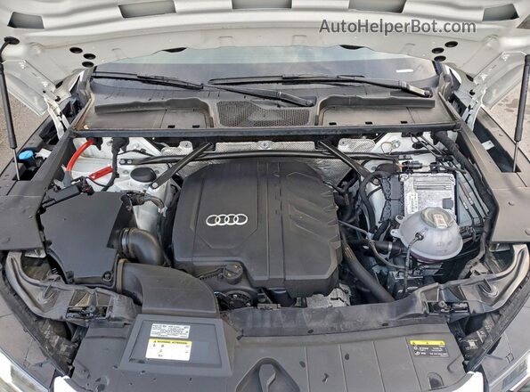 WA1ABAFY1R2020657 2024 AUDI Q5 White Շարժիչի բաժամունքի տեսք