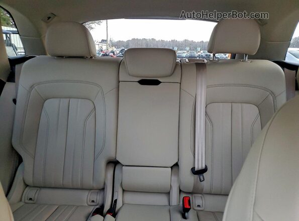 WA1ABAFY1R2020657 2024 AUDI Q5 White Հետևի նստատեղերի տեսք