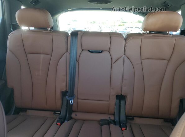 WA1ACBF72PD027046 2023 AUDI Q7 White Rear seats view