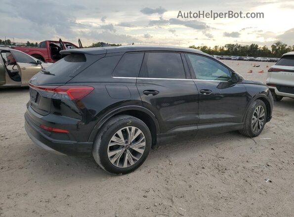 WA1ACBFZ8PP080222 2023 AUDI Q4 Black Հետևի աջ