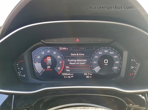 WA1AECF33K1079227 2019 AUDI Q3 White Սարքավորումների վահանակի տեսք