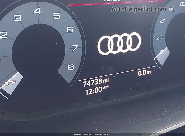 WA1AECF36L1111489 2020 AUDI Q3 Silver 360 interior view
