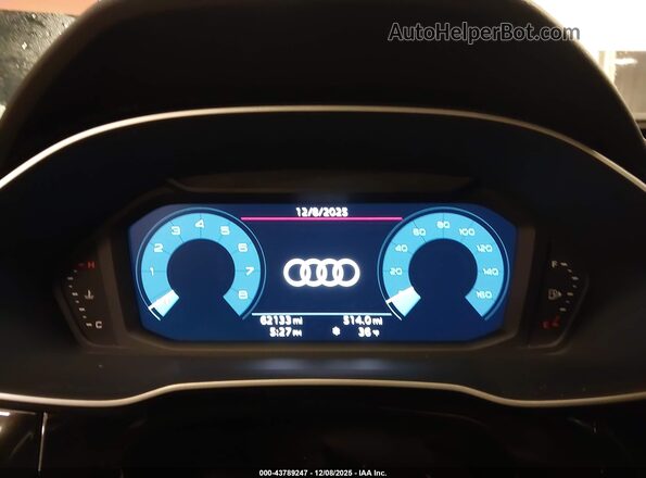 WA1AECF3XL1075421 2020 AUDI Q3 White Widok tylnych siedzeń