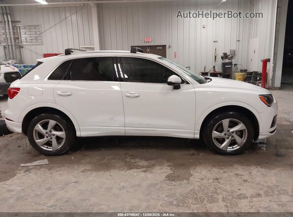 WA1AECF3XL1075421 2020 AUDI Q3 White Widok zestawu wskaźników