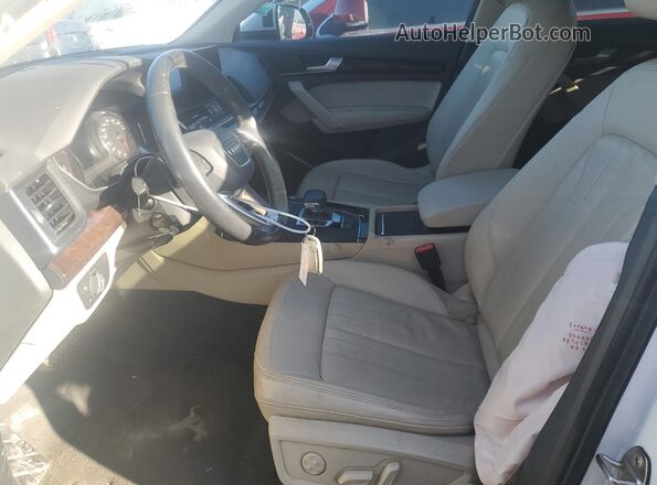 WA1ANAFY7L2054956 2020 AUDI Q5 White Vista interior delantera