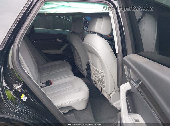 WA1ANAFY9J2204708 2018 AUDI Q5 Black VIN կոդի պիտակի տեսք