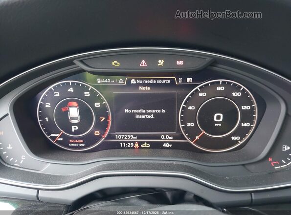 WA1ANAFY9J2204708 2018 AUDI Q5 Black Հետևի նստատեղերի տեսք