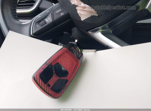 WA1ANAFY9J2204708 2018 AUDI Q5 Black Առջևի վահանակի տեսք