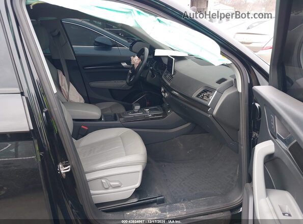WA1ANAFY9J2204708 2018 AUDI Q5 Black Սալոնի դիմացի տեսք