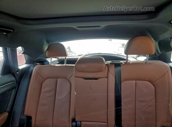 WA1AUCF37M1067152 2021 AUDI Q3 White Rear seats view