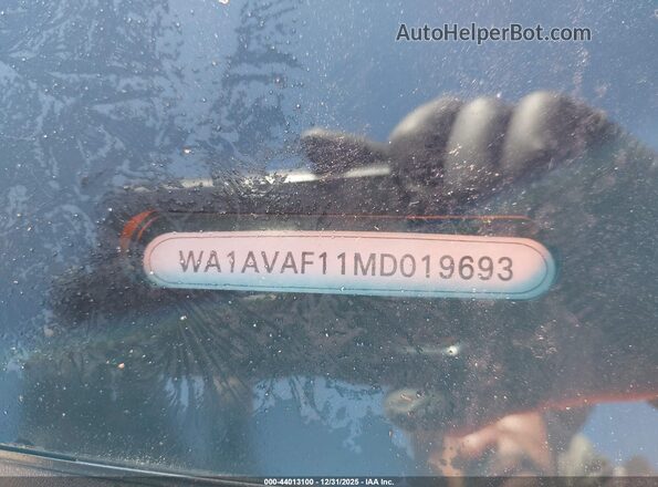 WA1AVAF11MD019693 2021 AUDI Q8 Black 